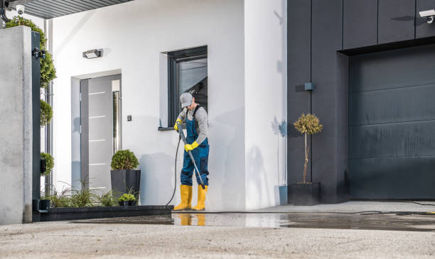 Best Sidewalk and Walkway Cleaning  in Roseville, CA